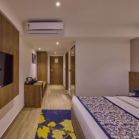 Grand Continent Hebbal A Sarovar Portico Affiliate Hotel Bangalore Dış mekan fotoğraf