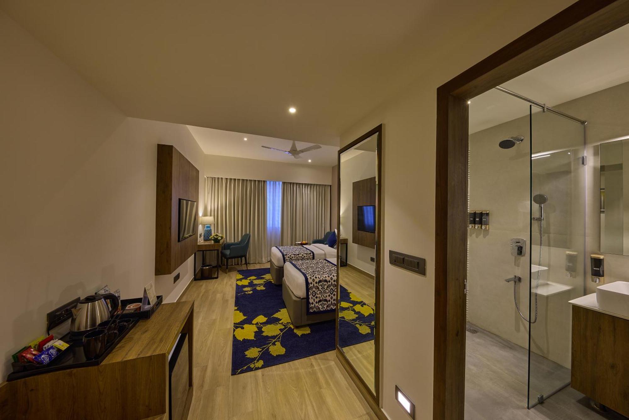 Grand Continent Hebbal A Sarovar Portico Affiliate Hotel Bangalore Dış mekan fotoğraf